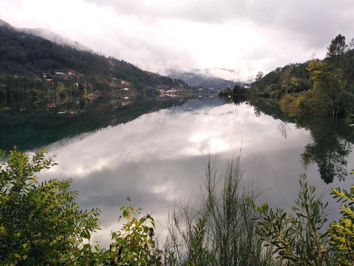 Casa Do Avo Xico - Geres Lake House - 10Pax Экстерьер фото