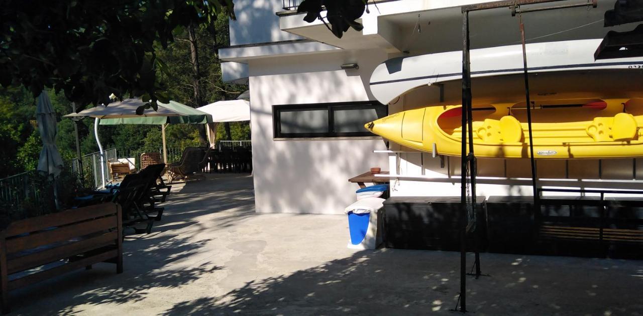 Casa Do Avo Xico - Geres Lake House - 10Pax Экстерьер фото