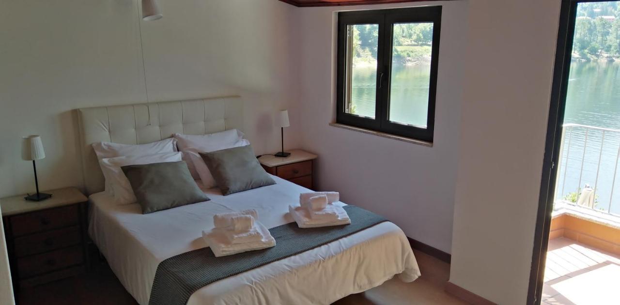 Casa Do Avo Xico - Geres Lake House - 10Pax Экстерьер фото