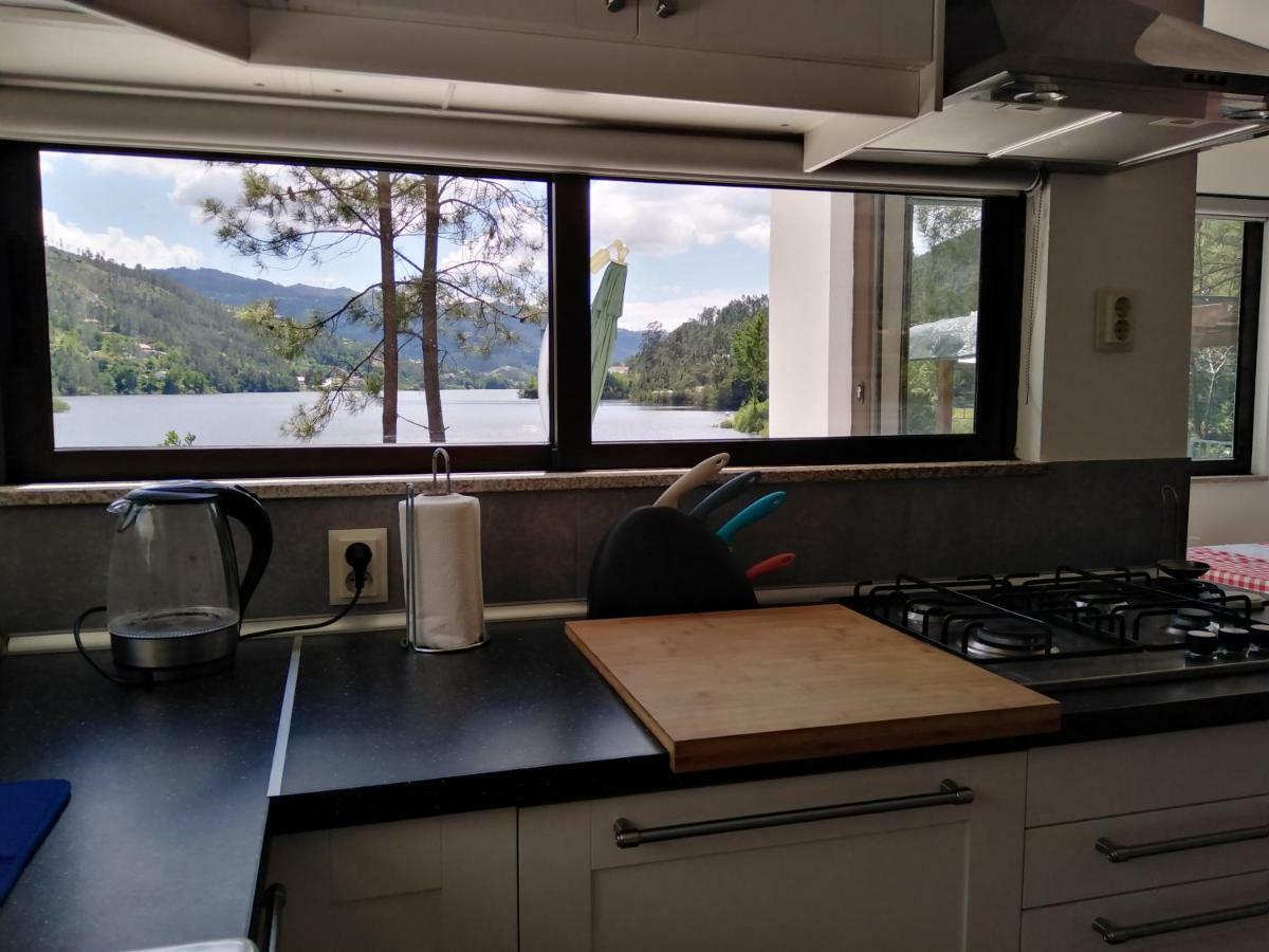 Casa Do Avo Xico - Geres Lake House - 10Pax Экстерьер фото