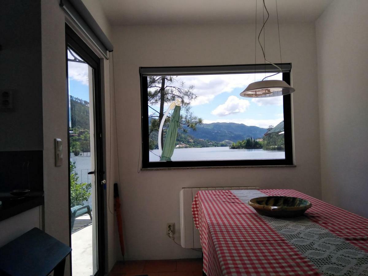 Casa Do Avo Xico - Geres Lake House - 10Pax Экстерьер фото